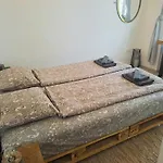 Par Par Budapest